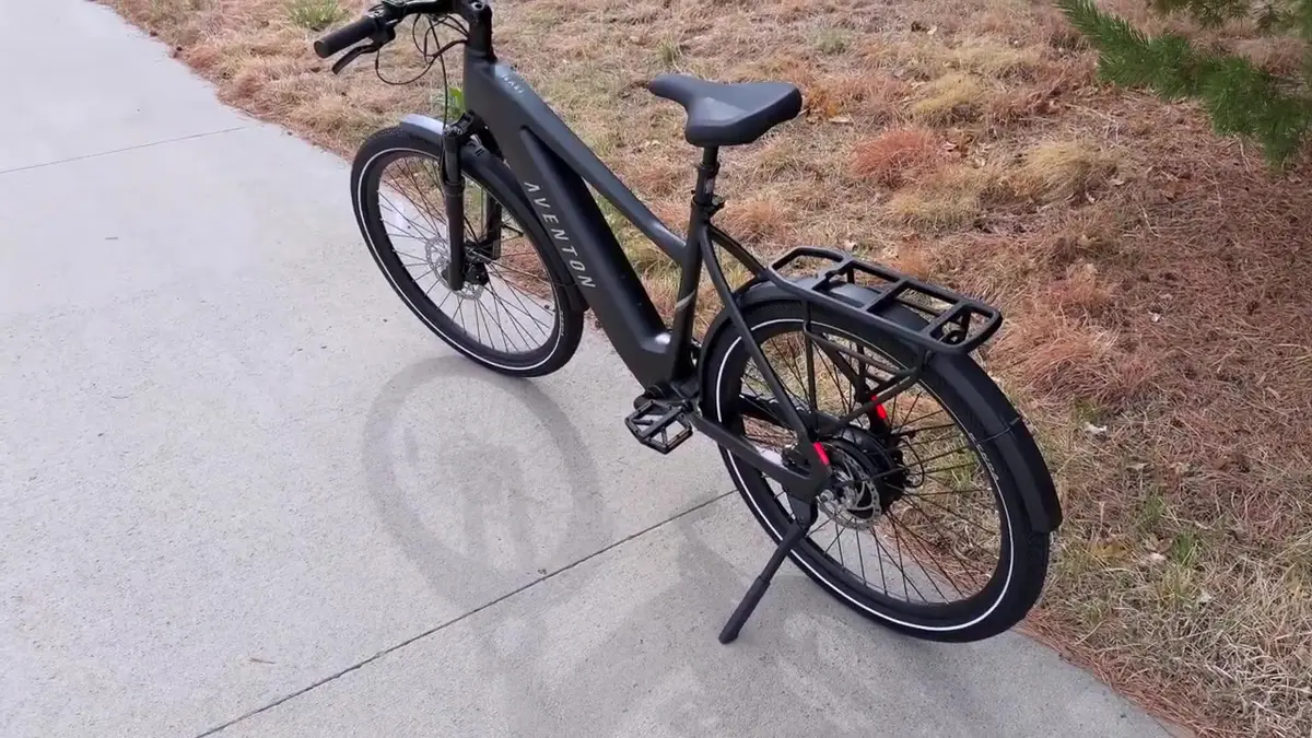Aventon Level 3 during Will's test ride