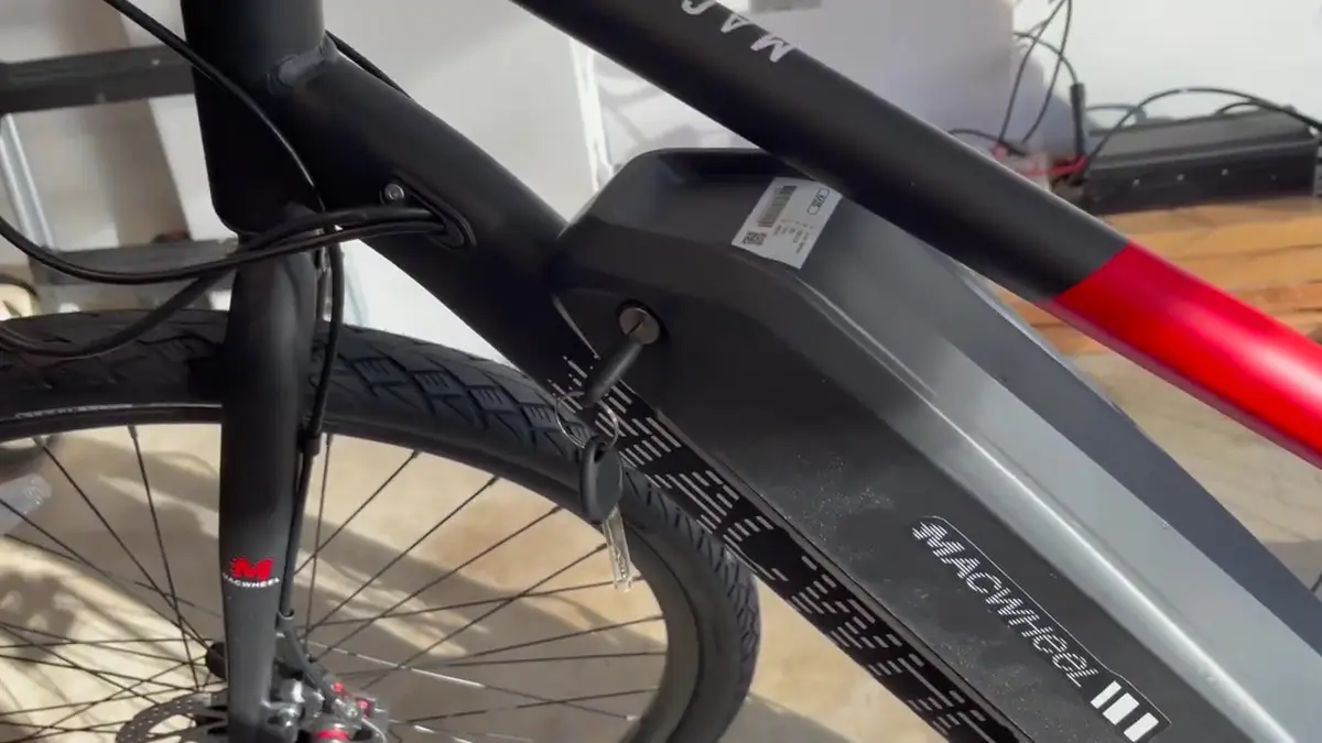 Aventon Level Step-Through (1st gen), photo from Will's test ride video