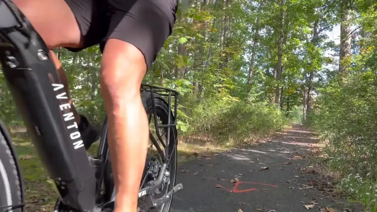 Aventon Level Step-Through (1st gen) during Will's test ride