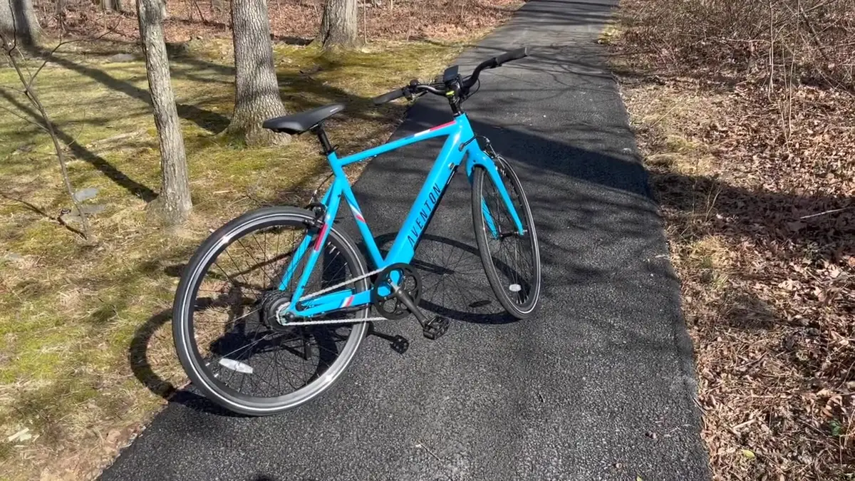 Aventon Soltera (1st gen) during Will's test ride