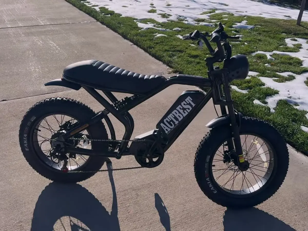 Actbest Super X, photo from Will's test ride video