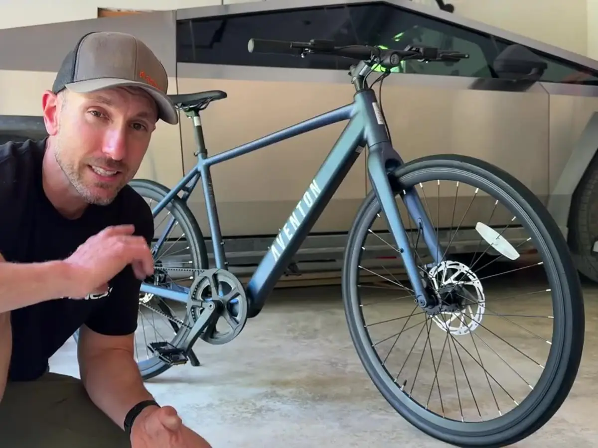 Aventon Soltera 3 ADV, photo from Will's test ride video