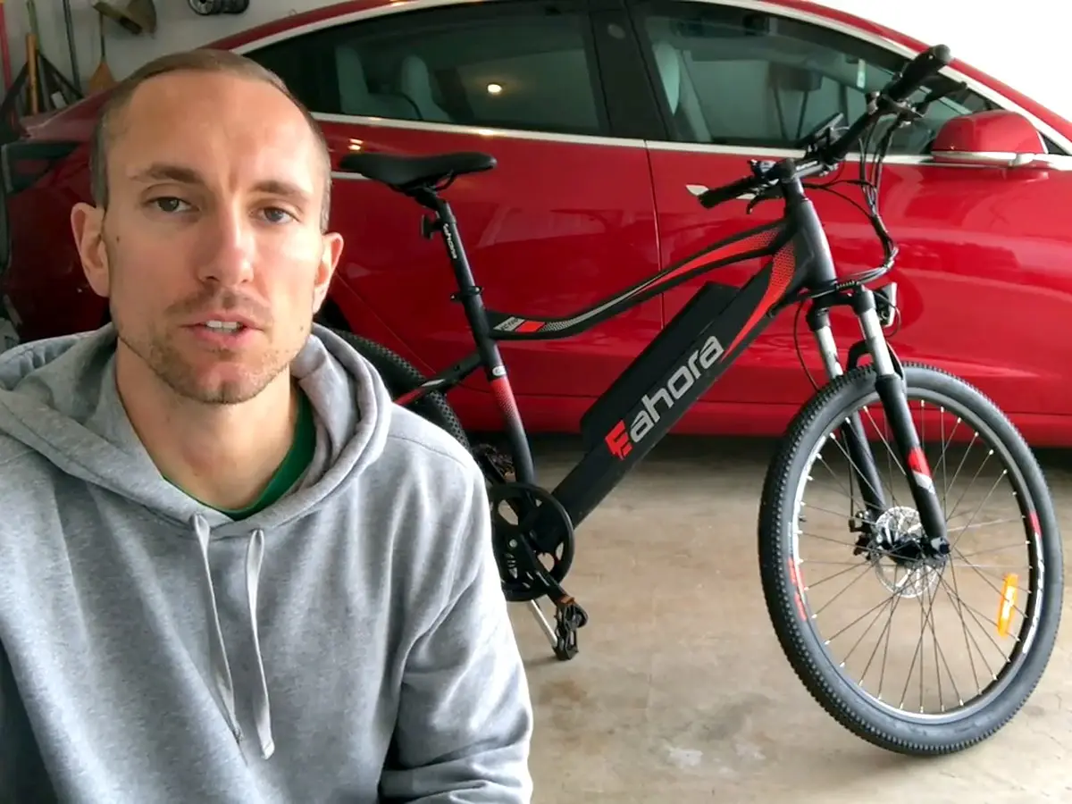 Eahora XC100, photo from Will's test ride video