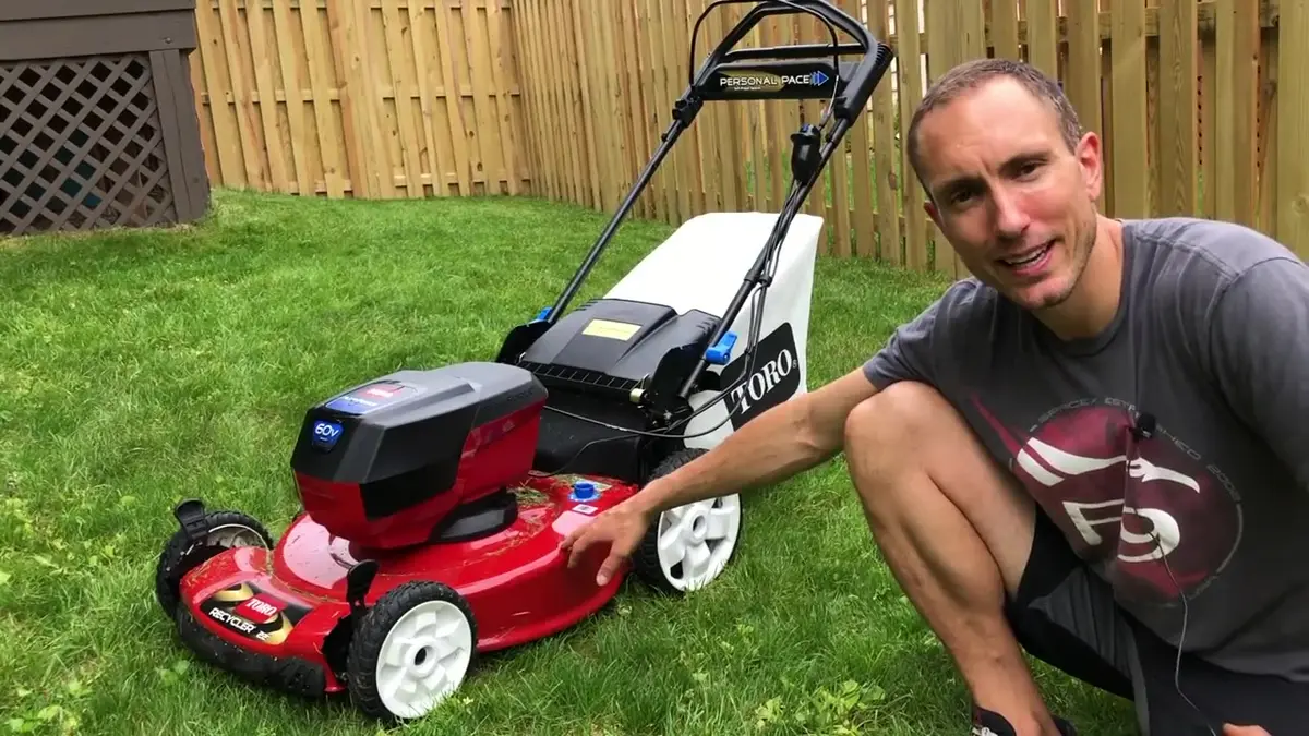 Toro 60V 22" Recycler in use, frame from Will's review video